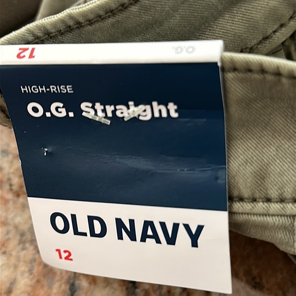 Woman, High Rise Khakis - Picture 6 of 6